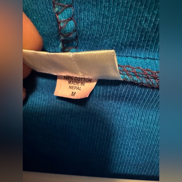 Sweater - Picture 3 of 3